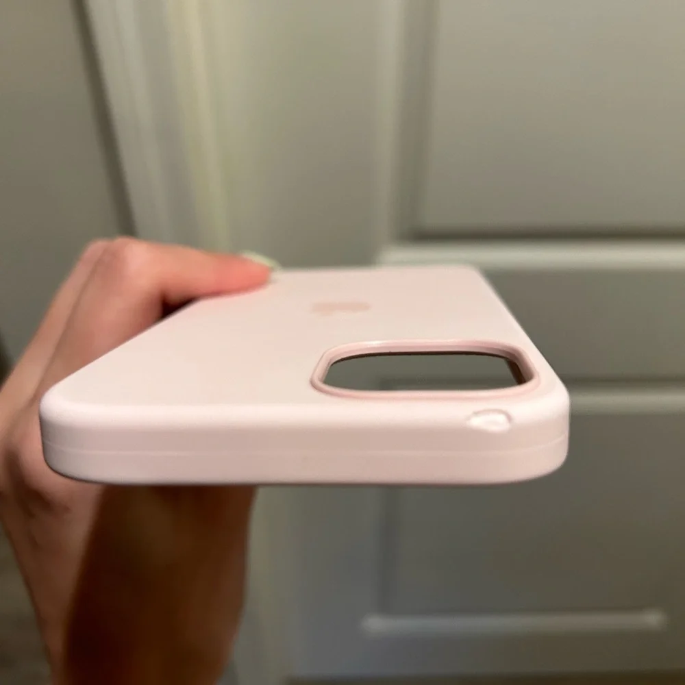 IPhone 13 Apple Case - Picture 7 of 8